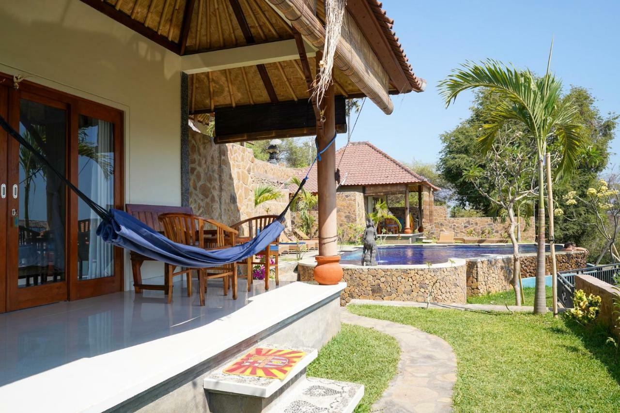 Bamboo Bali Hill Bungalows Amed Exterior foto